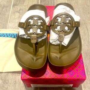 ❤️ NIB Tory Burch Miller Cloud Leather Sandal Olive Green US size 9